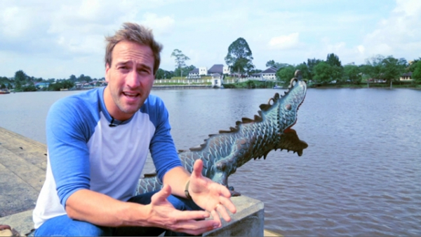Screen grab shows Ben Fogle presenting the rich and romantic history of Sarawak's white rajah's (king) legacies as he sat at the Waterfront with the iconic Astana in the background.