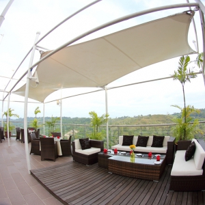 Meritz Hotel Miri Sarawak Sky Garden Outdoor Dining
